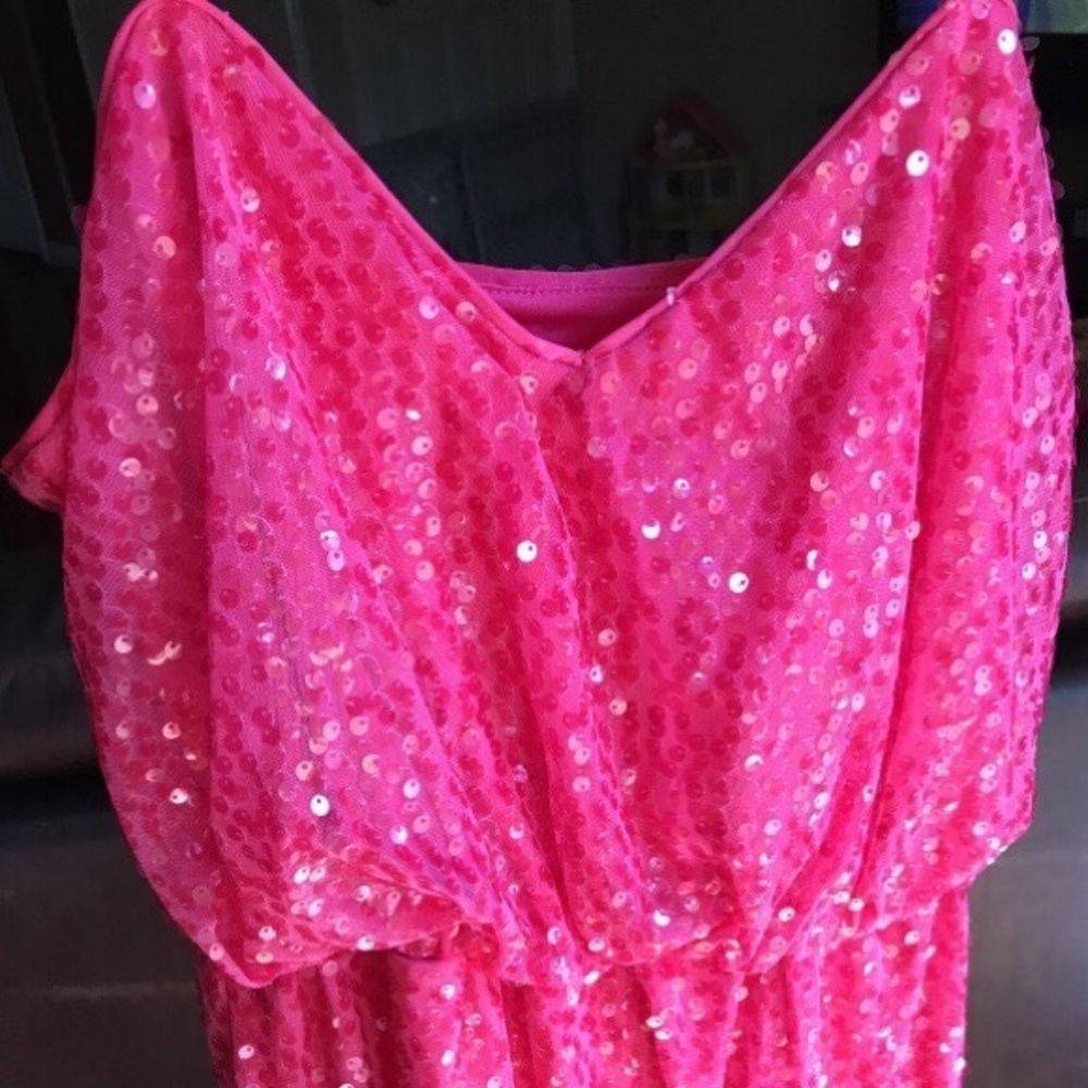 Cocktail/homecoming dress
